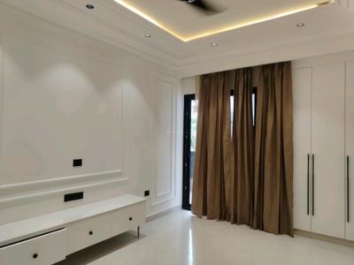 Bedroom Image of 2700 Sq.ft 4 BHK Builder Floor for sale in Ansal Versalia, Sector 67 Gurgaon for Rs. 28500000
