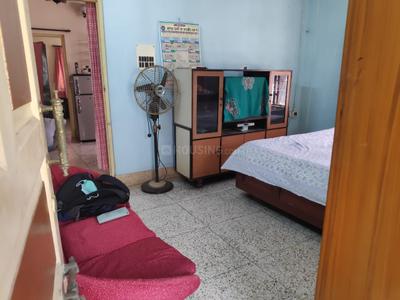 Bedroom Image of 800 Sq.ft 2 BHK Apartment / Flat for rent in Paschim Putiary Kolkata for Rs. 15000