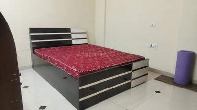 Bedroom Image of 813 Sq.ft 2 BHK Apartment / Flat for rent in Mainland Camelot Royale, Viman Nagar Pune for Rs. 55000