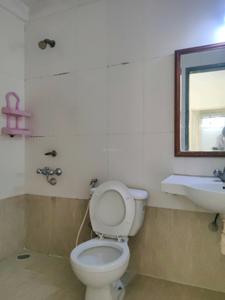 Bedroom Two Image of 950 Sq.ft 2 BHK Apartment / Flat for rent in Hiranandani Estate Thane for Rs. 45000