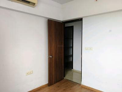 Bedroom Image of 1200 Sq.ft 3 BHK Apartment / Flat for sale in Lodha Lakeshore Greens, Palava Phase 2 Thane for Rs. 6250000