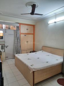 Bedroom Image of 1250 Sq.ft 3 BHK Builder Floor for rent in Sector 14 Gurgaon for Rs. 50000