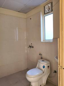 Common Bathroom Image of 680 Sq.ft 2 BHK Apartment / Flat for sale in Pyramid Fusion Homes, Sector 70A Gurgaon for Rs. 7800000