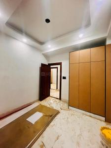 Bedroom Image of 1650 Sq.ft 4 BHK Apartment / Flat for sale in Shalimar Garden Ghaziabad for Rs. 14000000