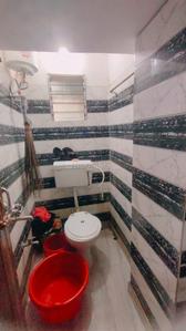 Bathroom Image of 400 Sq.ft 1 BHK Apartment / Flat for sale in Airport Gate no. 1 Kolkata for Rs. 1150000