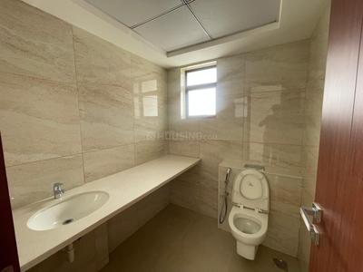 Bathroom Image of 4447 Sq.ft 4 BHK Duplex for sale in M.G. Road Kochi for Rs. 38400000