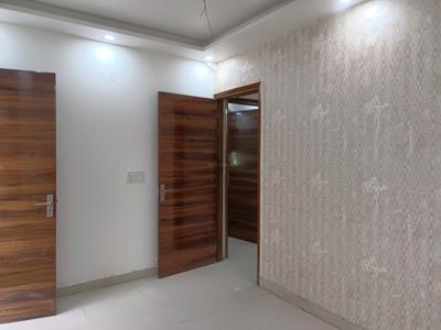 Bedroom Image of 1125 Sq.ft 4 BHK Apartment / Flat for sale in Sector 38 Rohini New Delhi for Rs. 8500000