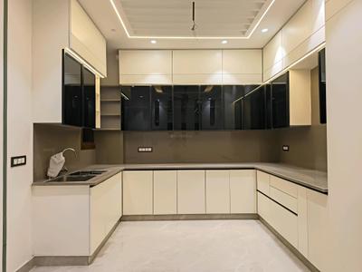 Kitchen Image of 2100 Sq.ft 4 BHK Builder Floor for sale in Indirapuram Ghaziabad for Rs. 27500000