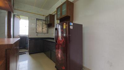 Kitchen Image of 709 Sq.ft 1 BHK Apartment / Flat for rent in Green Paradise, Dahin Nagar Surat for Rs. 17000