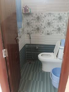 Bathroom Image of 850 Sq.ft 2 BHK Apartment / Flat for rent in Puppalaguda Hyderabad for Rs. 25500