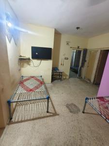 Bedroom Image of 750 Sq.ft 1 BHK Apartment / Flat for rent in Satellite Ahmedabad for Rs. 18000