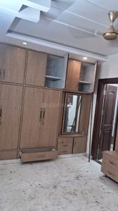 Bedroom Image of 2000 Sq.ft 3 BHK Builder Floor for rent in RWA Jitar Nagar Block C, Krishna Nagar New Delhi for Rs. 38000