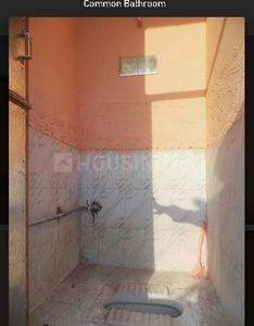 Bathroom Image of 1000 Sq.ft 1 BHK Independent House for rent in Kelambakkam Chennai for Rs. 7500