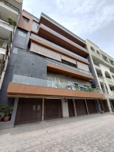 Image of 4500 Sq.ft 5 BHK Apartment / Flat for rent in Burari, New Delhi for Rs. 200000