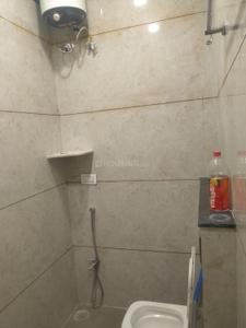 Bathroom Image of 1500 Sq.ft 2 BHK Independent House for rent in Suncity Vistara Township, Arandia Indore for Rs. 25000