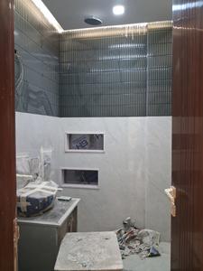 Common Bathroom Image of 1800 Sq.ft 3 BHK Builder Floor for sale in Paschim Vihar New Delhi for Rs. 35000000