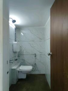 Common Bathroom Image of 425 Sq.ft 1 BHK Apartment / Flat for sale in Radha Nilaya Phase 2, Naigaon East Naigaon for Rs. 3300000