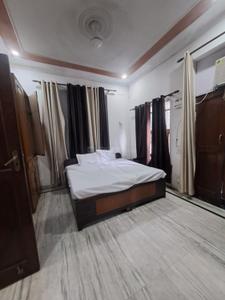 Bedroom Image of 1800 Sq.ft 4 BHK Builder Floor for rent in South City Floors 1, Sector 41 Gurgaon for Rs. 53000
