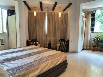 Bedroom Image of 1250 Sq.ft 2 BHK Apartment / Flat for rent in MehrdadHsg Soc, Cuffe Parade Mumbai for Rs. 255000