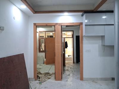 Living Room Image of 1050 Sq.ft 2 BHK Apartment / Flat for sale in Sector 73 Noida for Rs. 4100000