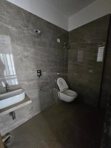 Image of 825 Sq.ft 2 BHK Apartment / Flat for sale in Kandivali East, Mumbai for Rs. 22000000