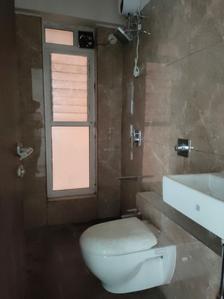 Prarthana La Alteza Common Bathroom 4