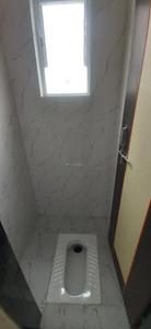 Bathroom Image of 600 Sq.ft 1 BHK Independent House for rent in Ambegaon Budruk Pune for Rs. 15000