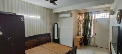 Bedroom Image of 1750 Sq.ft 3 BHK Builder Floor for rent in Sector 52 Gurgaon for Rs. 55000