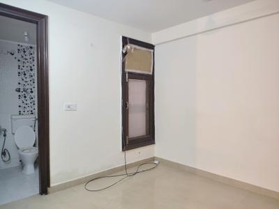 Bedroom Image of 900 Sq.ft 2 BHK Builder Floor for rent in Freedom Fighters Enclave New Delhi for Rs. 27000
