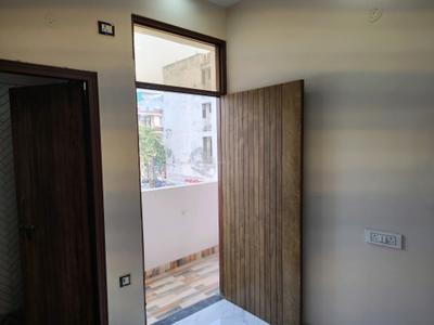 Bedroom Image of 700 Sq.ft 2 BHK Apartment / Flat for sale in DLF Ankur Vihar Ghaziabad for Rs. 2000000
