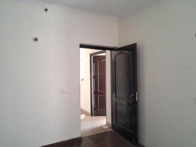 Bedroom Image of 1175 Sq.ft 2.5 BHK Apartment / Flat for sale in Amrapali Silicon City, Sector 76 Noida for Rs. 12000000