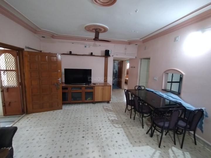 Silver Coin Apartment Main Image 1