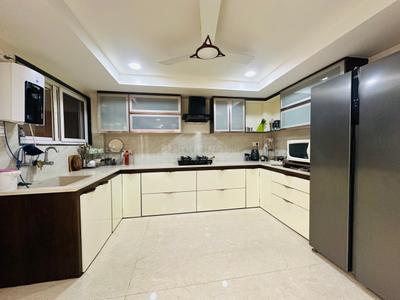 Kitchen Image of 3000 Sq.ft 4 BHK Independent House for sale in Vrindavan Colony Indore for Rs. 27000000
