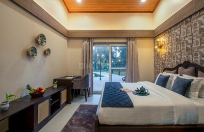 Bedroom Image of 1100 Sq.ft 2 BHK Apartment / Flat for rent in Sahjanand Luxuria, Umraj Bharuch for Rs. 14000