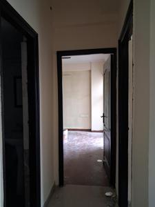 Passage Image of 1000 Sq.ft 2 BHK Apartment / Flat for sale in Gardenia Golf City, Sector 75 Noida for Rs. 8200005
