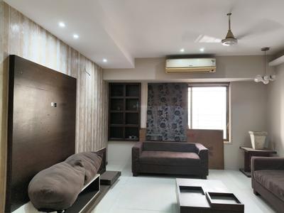 Living Room Image of 1150 Sq.ft 2.5 BHK Apartment / Flat for sale in L And T Crescent Bay, Parel Mumbai for Rs. 52500000