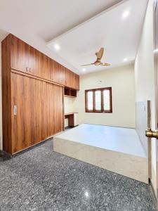 Bedroom Image of 3000 Sq.ft 5 BHK Duplex for sale in Doddabidrakallu Bengaluru for Rs. 18000000