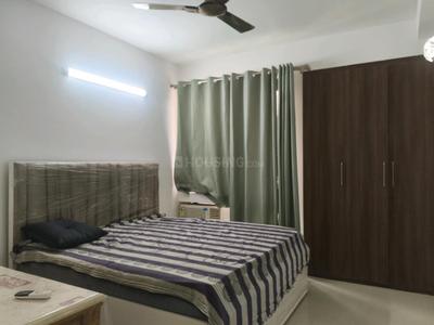 Bedroom Image of 882 Sq.ft 3 BHK Apartment / Flat for sale in RG Luxury Homes Tower A F And M, Noida Extension Greater Noida for Rs. 9900000