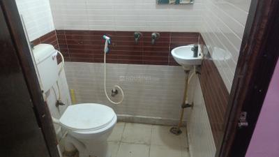 Image of 901 Sq.ft 3 BHK Builder Floor for sale in Dwarka Mor, New Delhi for Rs. 4400000