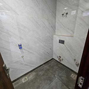 Image of 750 Sq.ft 2 BHK Builder Floor for sale in Suri Builder Flloors, Rohini Sector 28, New Delhi for Rs. 7000000