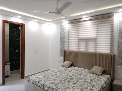 Bedroom Image of 1500 Sq.ft 4 BHK Builder Floor for sale in Suraj Vihar New Delhi for Rs. 13500000