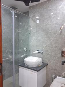 Common Bathroom Image of 1350 Sq.ft 3 BHK Builder Floor for sale in Paschim Vihar New Delhi for Rs. 26000000