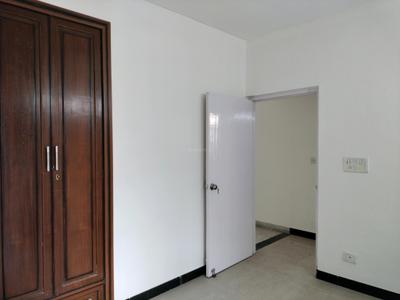 Bedroom Image of 1700 Sq.ft 3 BHK Apartment / Flat for rent in CGHS Roop Villa Apartment, Sector 24 Dwarka New Delhi for Rs. 48000
