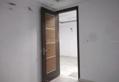 Bedroom Image of 1000 Sq.ft 3 BHK Builder Floor for sale in Govindpuri New Delhi for Rs. 6200000