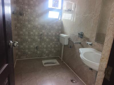 Image of 1200 Sq.ft 3 BHK Apartment / Flat for rent in CGEWHO Kendriya Vihar, Phi II, Greater Noida for Rs. 23150