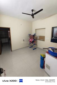 Hall Image of 1250 Sq.ft 1 BHK Apartment / Flat for rent in Prahlad Nagar Ahmedabad for Rs. 18000