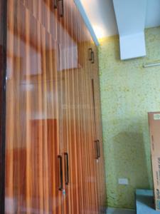 Bedroom Image of 1300 Sq.ft 3 BHK Builder Floor for rent in Noida Extension Greater Noida for Rs. 18000