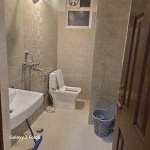 Bathroom Image of 650 Sq.ft 1 BHK Independent House for rent in Lalbagh Lucknow for Rs. 8500