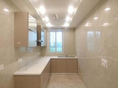 Kitchen Image of 1305 Sq.ft 3 BHK Builder Floor for sale in BPTP District 5, Sector 84 Faridabad for Rs. 14500000