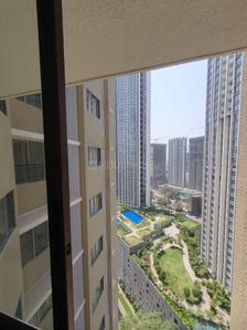 Balcony Image of 1060 Sq.ft 3 BHK Apartment / Flat for rent in Runwal Sanctuary, Mulund West Mumbai for Rs. 85000